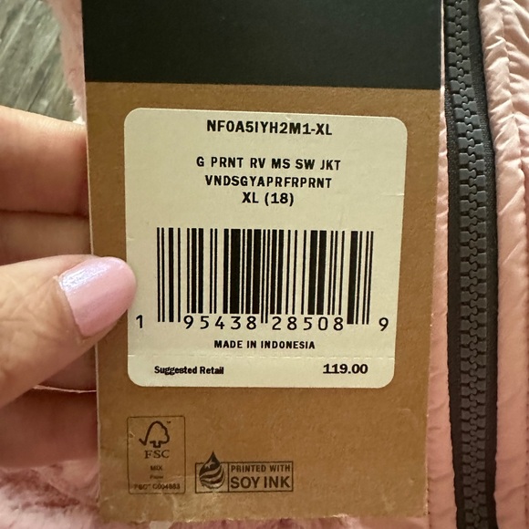 Girls Size 18 Reversible The North Face Jacket NEW - Picture 3 of 3